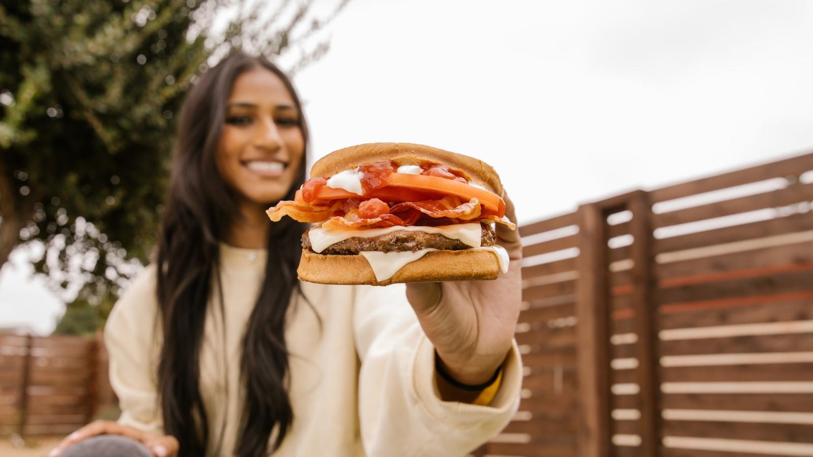 5 Best Burger Franchises for  Convenience Stores